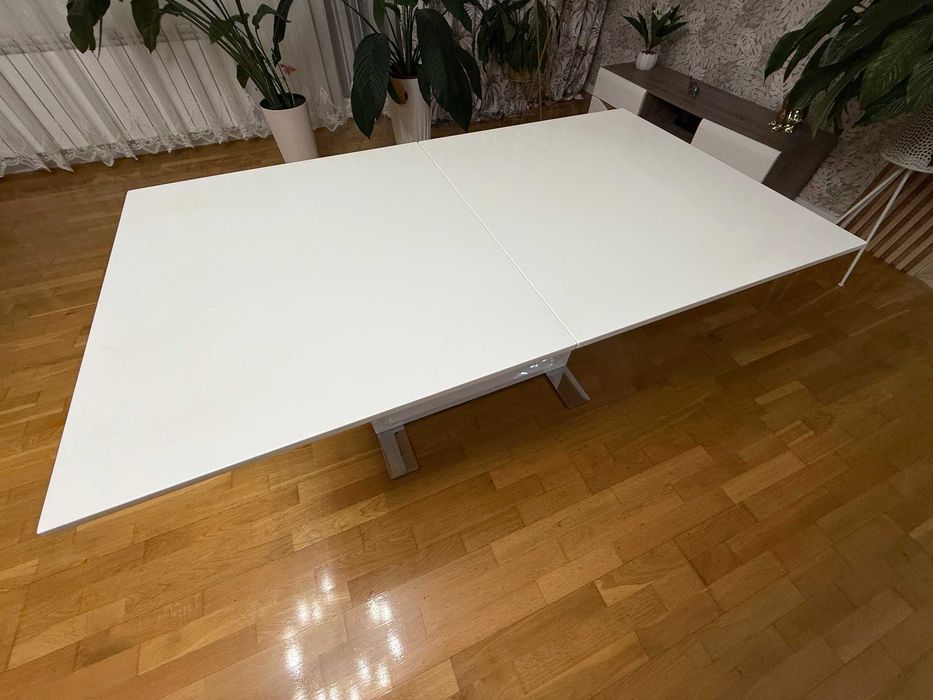 Stół rozkładany  jadalnia/salon