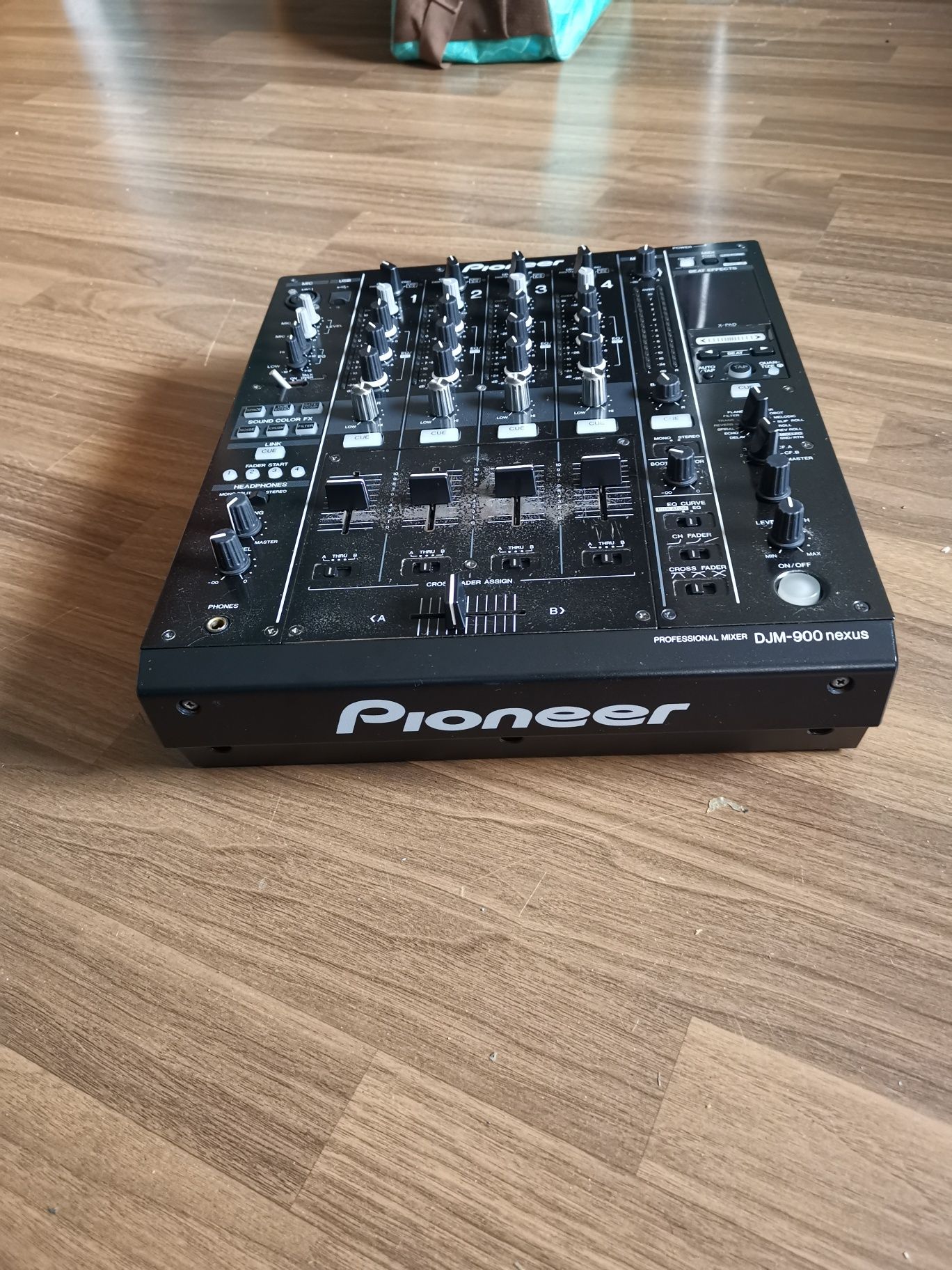 Mixer pioneer djm 900 z 1010r