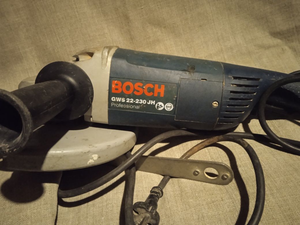 Велика Болгарка ! Bosch !