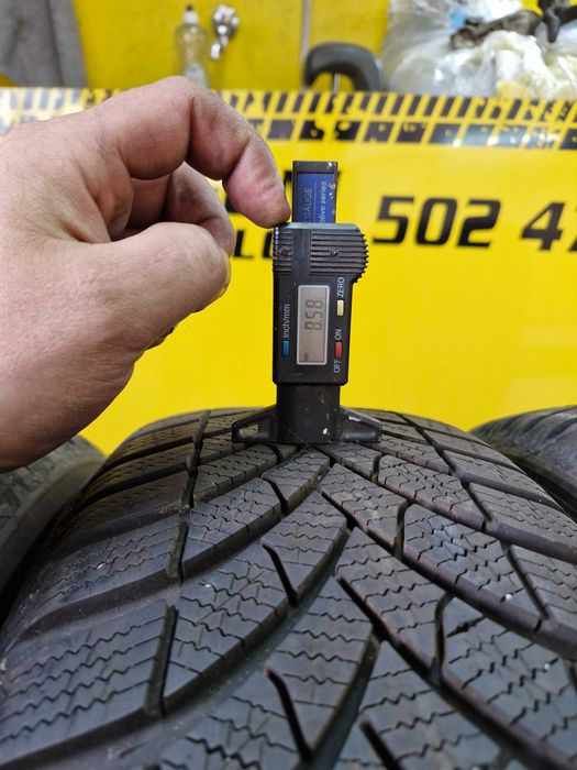 Opony Zimowe 205/55R17 Semperit Speed-Grip 5 4sztuki Montaż 8,5mm