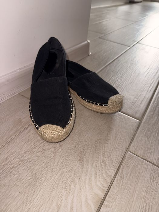 Na sprzedaż: espadryle damskie