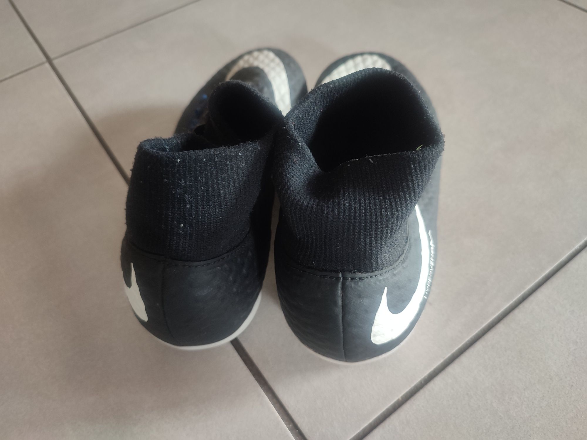 Korki Nike rozmiar 38,5