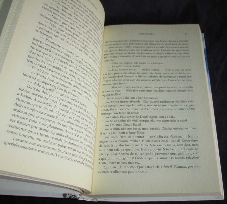 Livro Armadilha Kitty Sewell