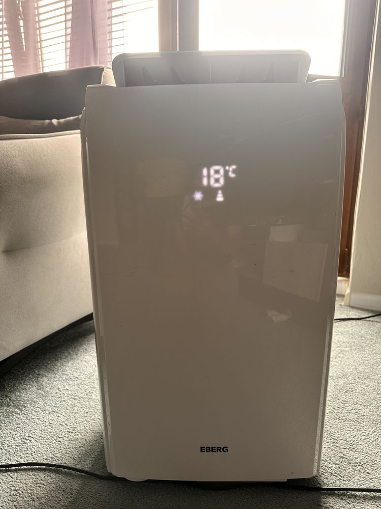 Klimatyzator przenośny EBERG COOLY C26HD pilot rura