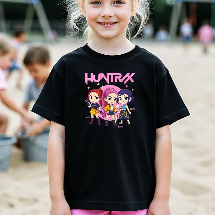 Koszulka dziecięca czarna, huntrix, trzy postacie 152
