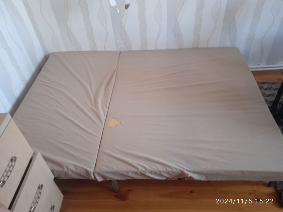 Диван- розкладушка Б/У