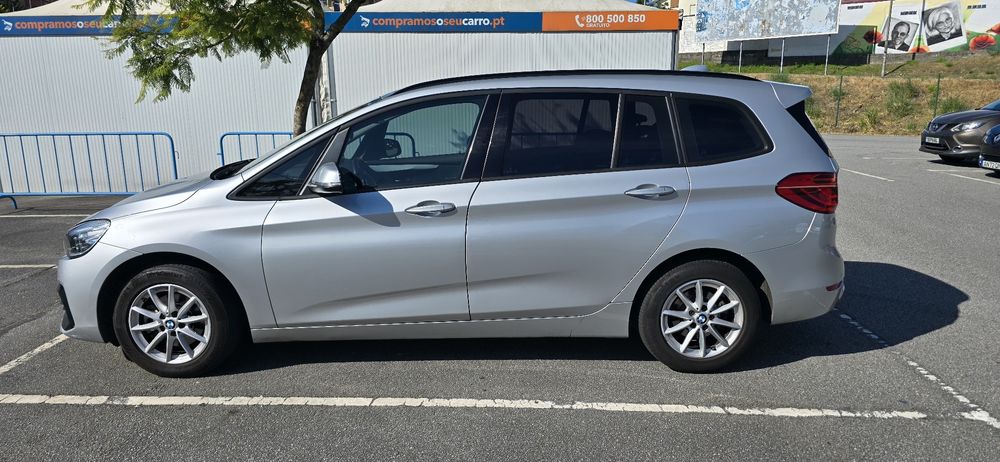 BMW 216 d Grand Tourer 7 lugares Automático