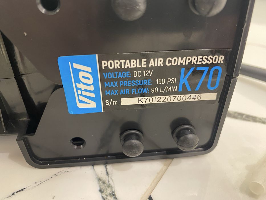 Компресор автомобільний Vitol V70 90л./хв. Клеми