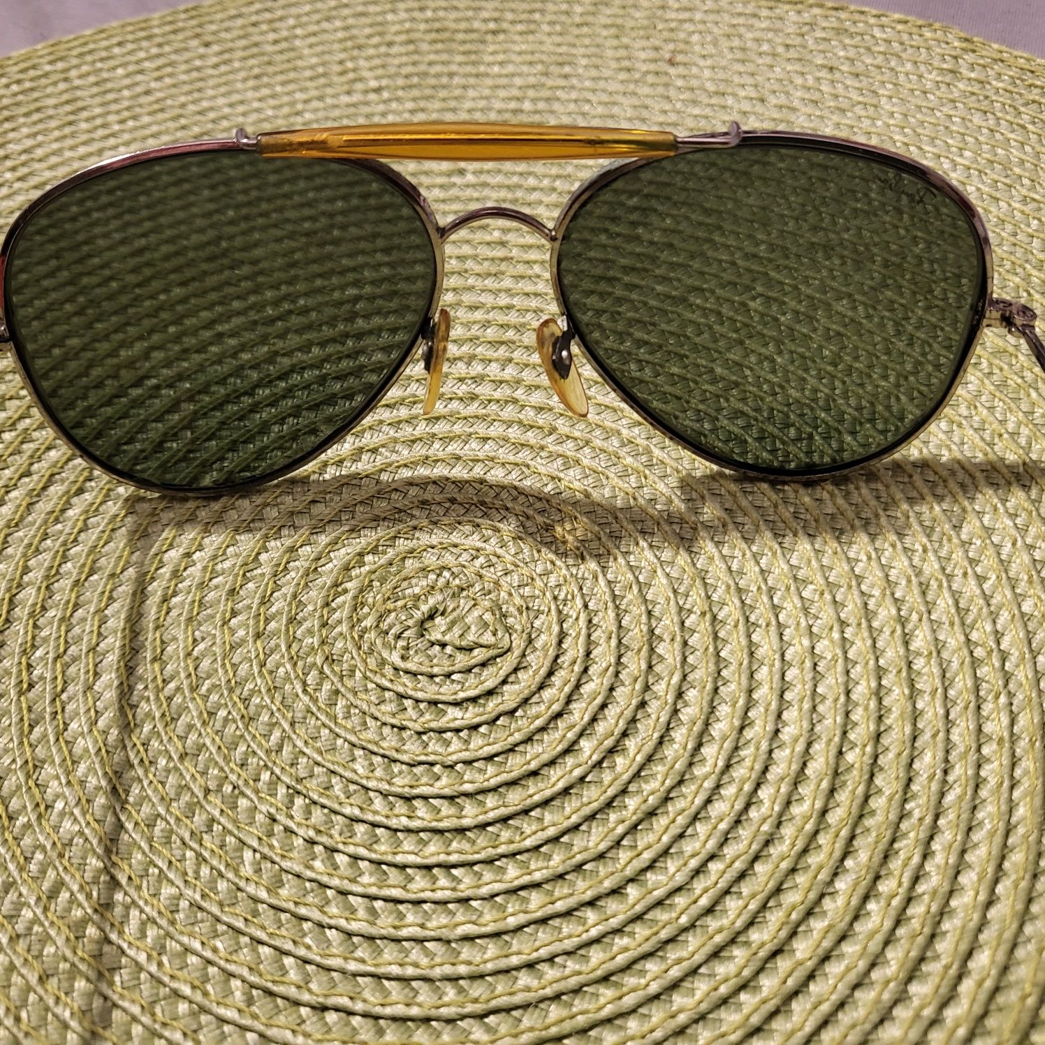 Klasyczne okulary Ray Ben a la Aviator, stylowe