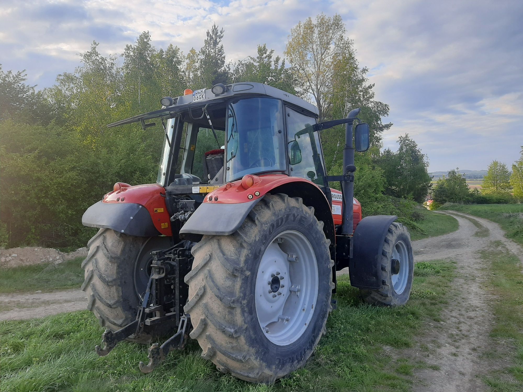 Massey Ferguson 5465