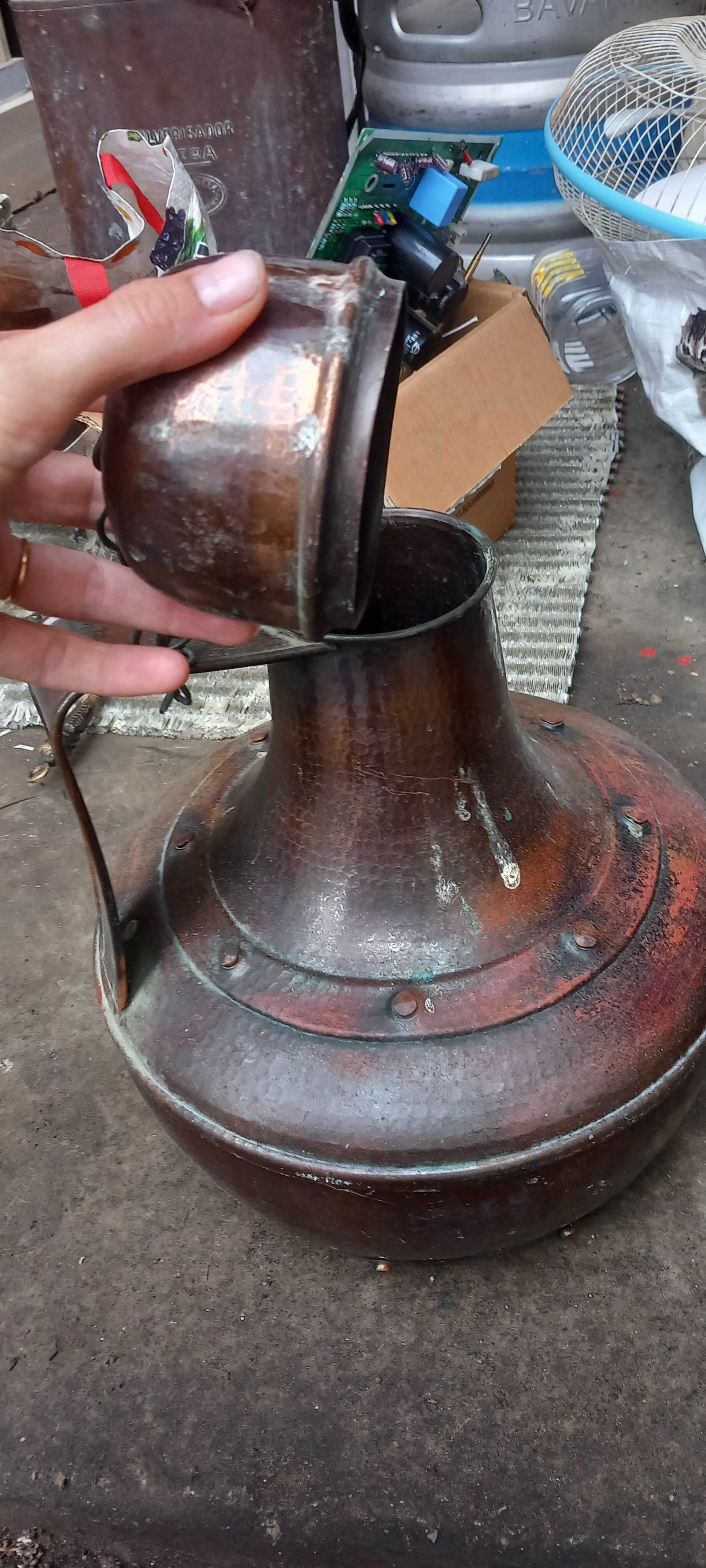 Cantaro em cobre.