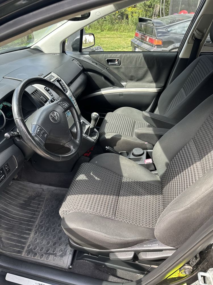 Toyota Corolla Verso 1.8benz lifting od 7 lat w polsce jeden wlascicie