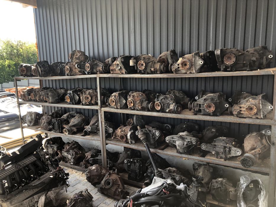 Редуктор міст BMW Е38 Е39 Е46 Е53 Е60 Е61 E65 E66 Е70 Е71 Е87 Е90