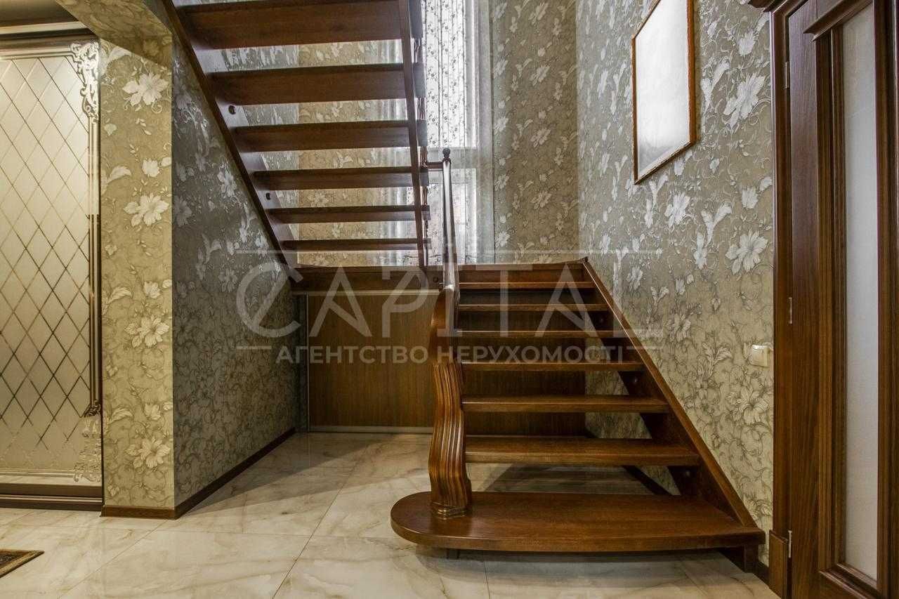 Продаж 2-поверхового будинку, 250 м2, с. Петропавлівська Борщагівка