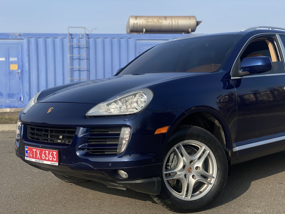 Продам Porsche Cayenne