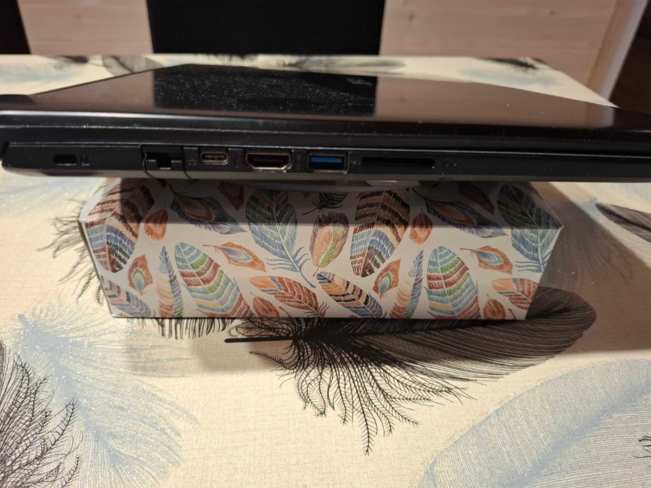 Laptop Acer Aspire 7 A717-71G-568Z