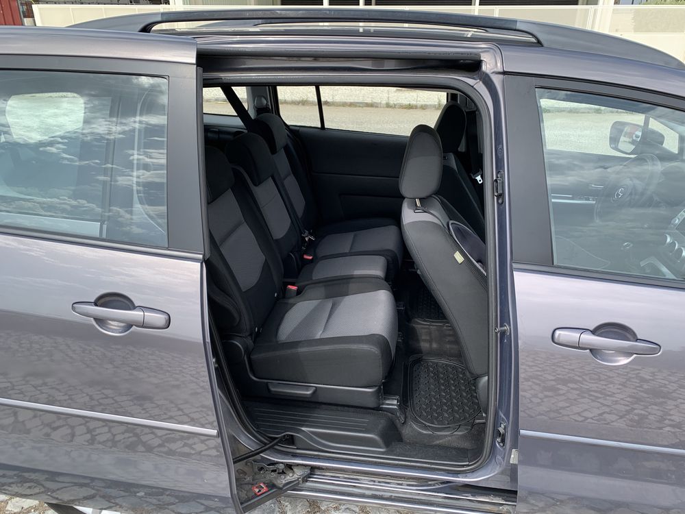Mazda 5 carro em otimo estaro