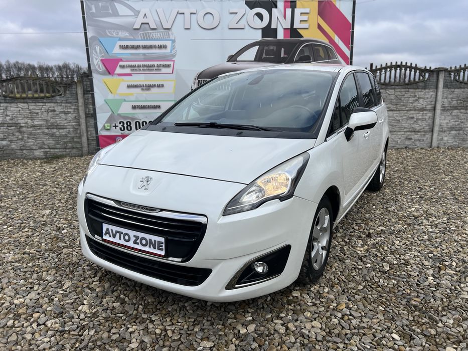 Сімейна машина в дуже гарному стані за всіма деталями телефонуйте