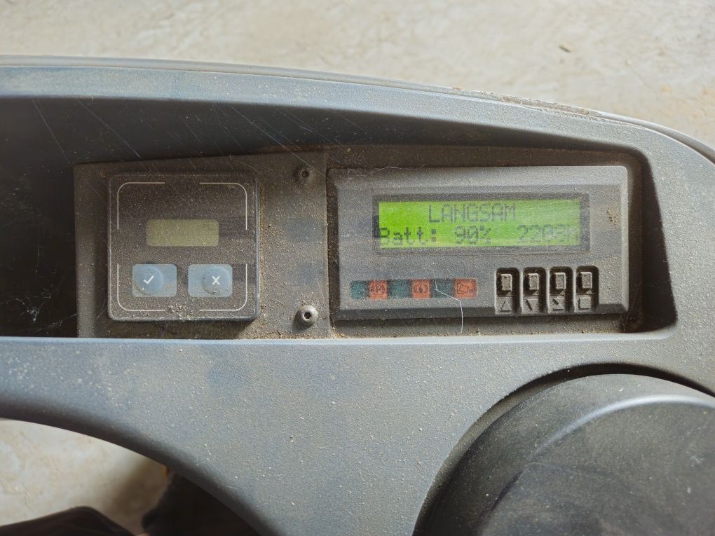 Sztaplarka Jungheinrich ESD 120