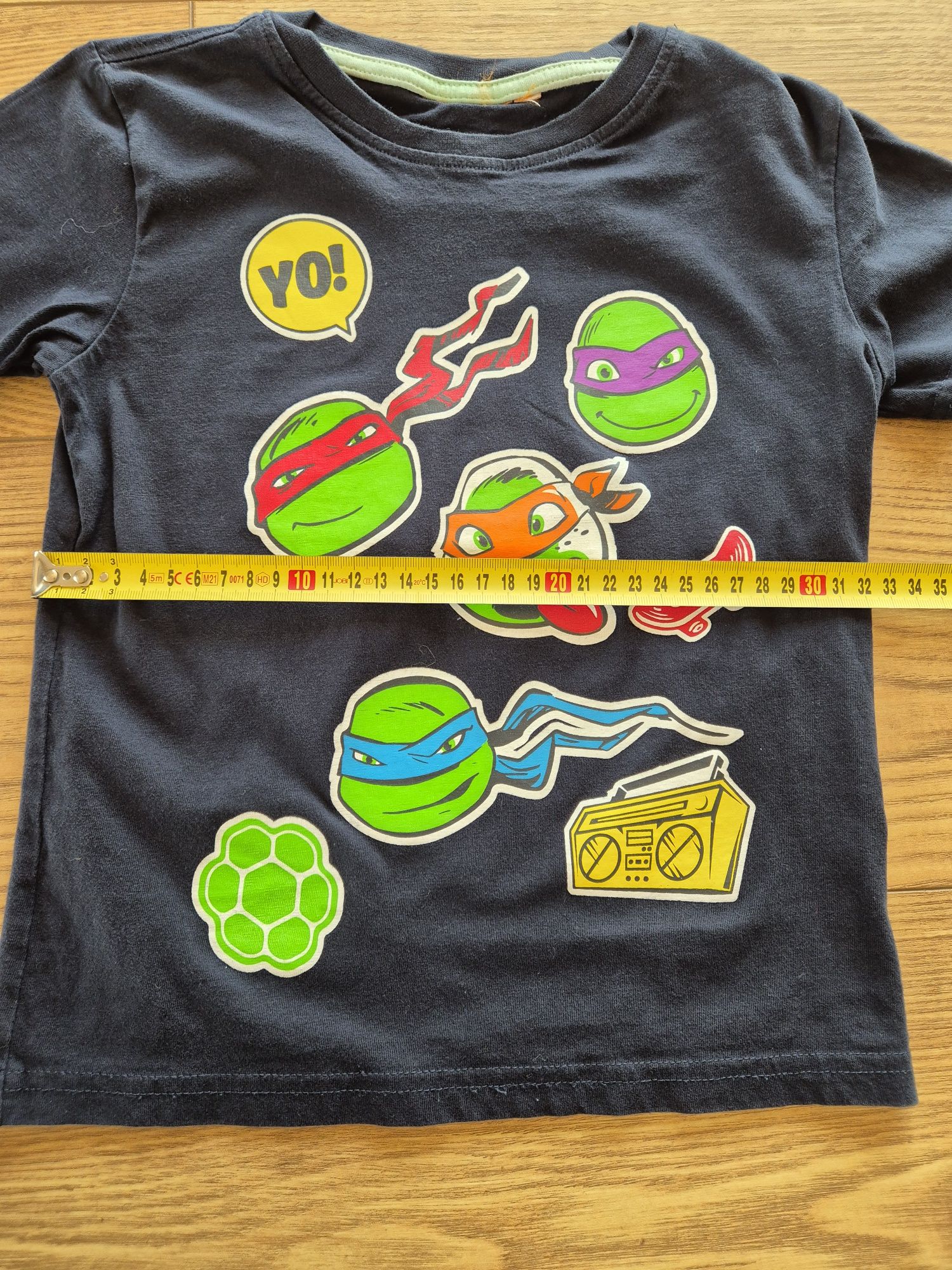 T-shirt r. 110 Żółwie Ninja