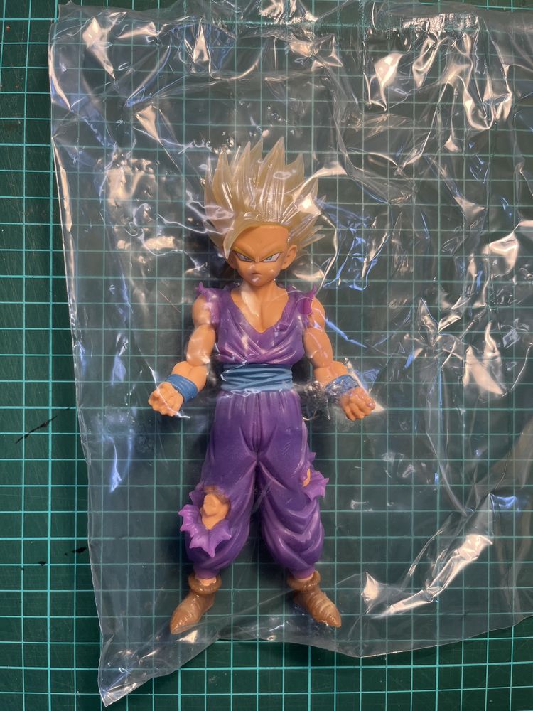 Figura dragon ball z gohan da banpresto clearise