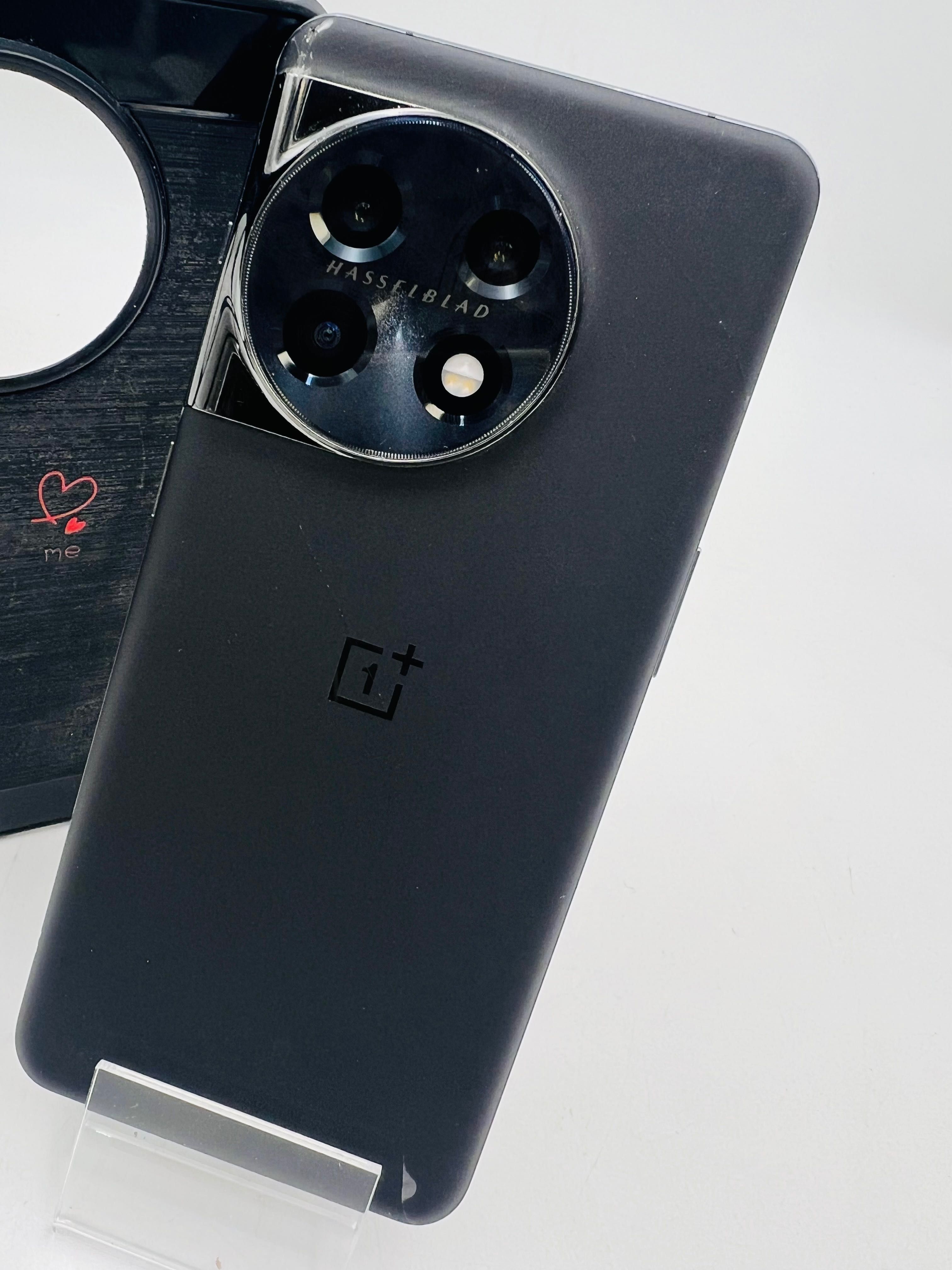 OnePlus 11 5G 8/128 GB
