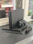 Konsola Sony PS4 Slim 1TB + pad + podatawka + kable