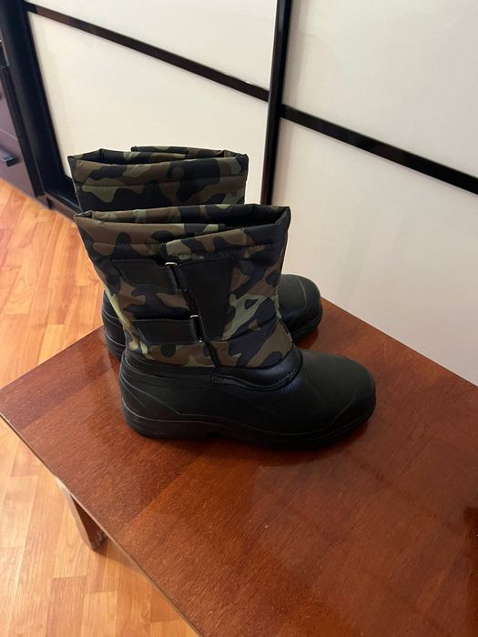 Продам чоловічі резинові чоботи