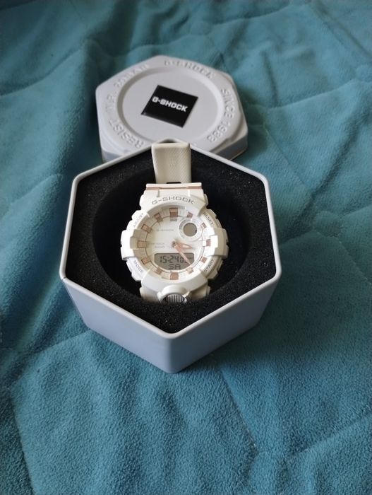 G shock Casio biały GMA B800 7AER