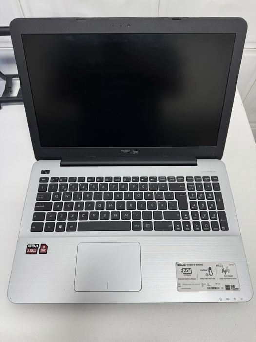 Portátil ASUS K555Q