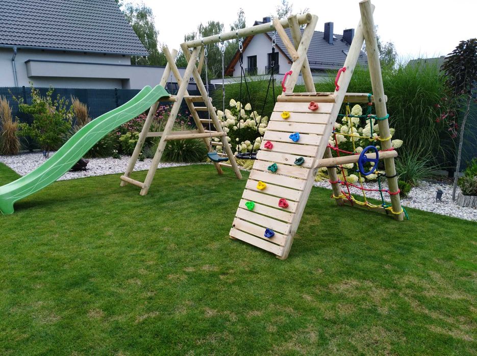 Plac zabaw dla dzieci drewniany, huśtawka