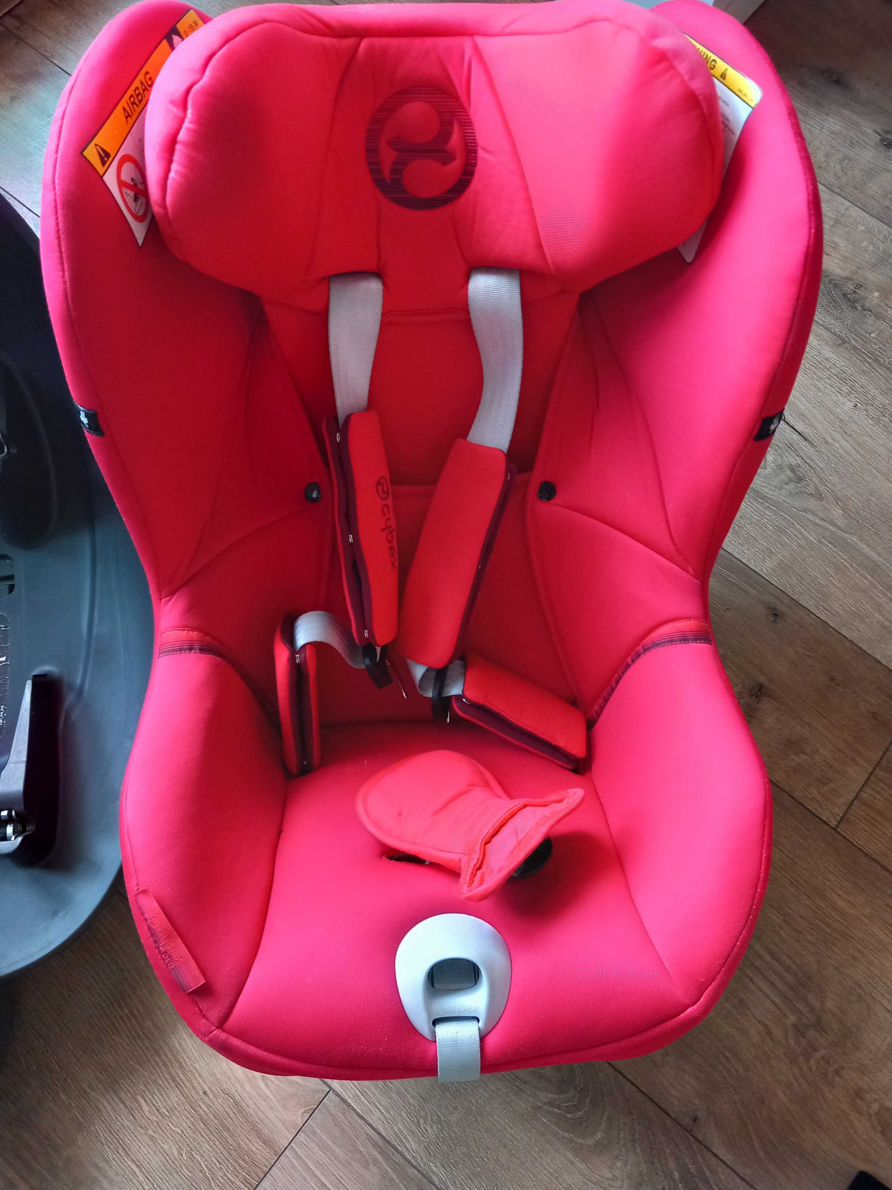 Cybex Sirona M2 I-Size wraz z BAZĄ ISOFIX M