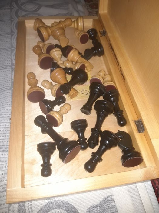 Шахматы деревянные