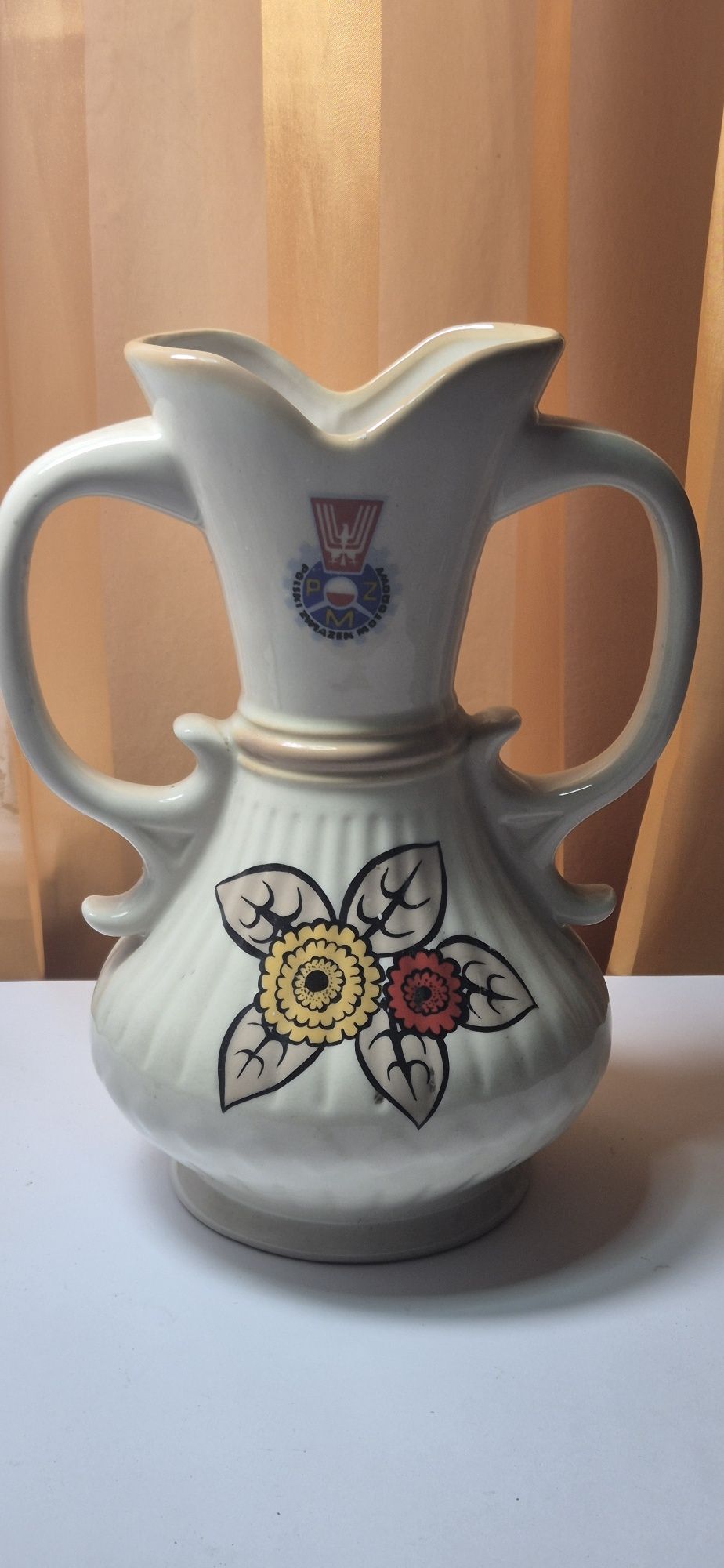 Polski Związek Motorowy PZM PRL porcelitowy wazon Chodzież z logo