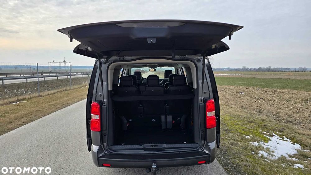 Wynajem busa, 8 osób, kat. B