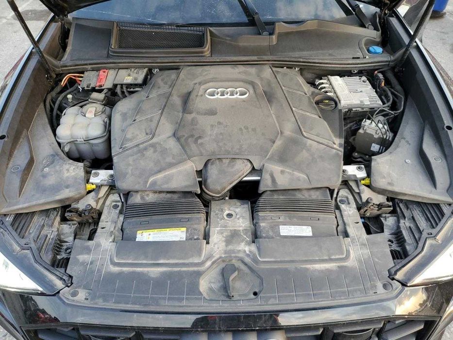 2020 Audi Q8 Prestige S-LINE