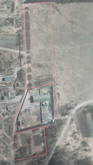 Продам приватизированный земельный участок с постройками в Равнополье