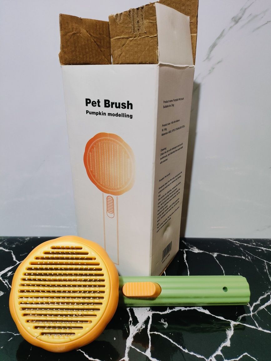 Помпонка для грумінгу та видалення волосся UKC Pet Brush: