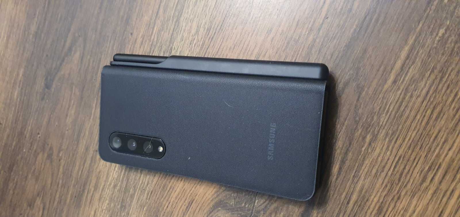 Samsung Z Fold 3 5G plus oryginalne etui Samsung, z rysikiem