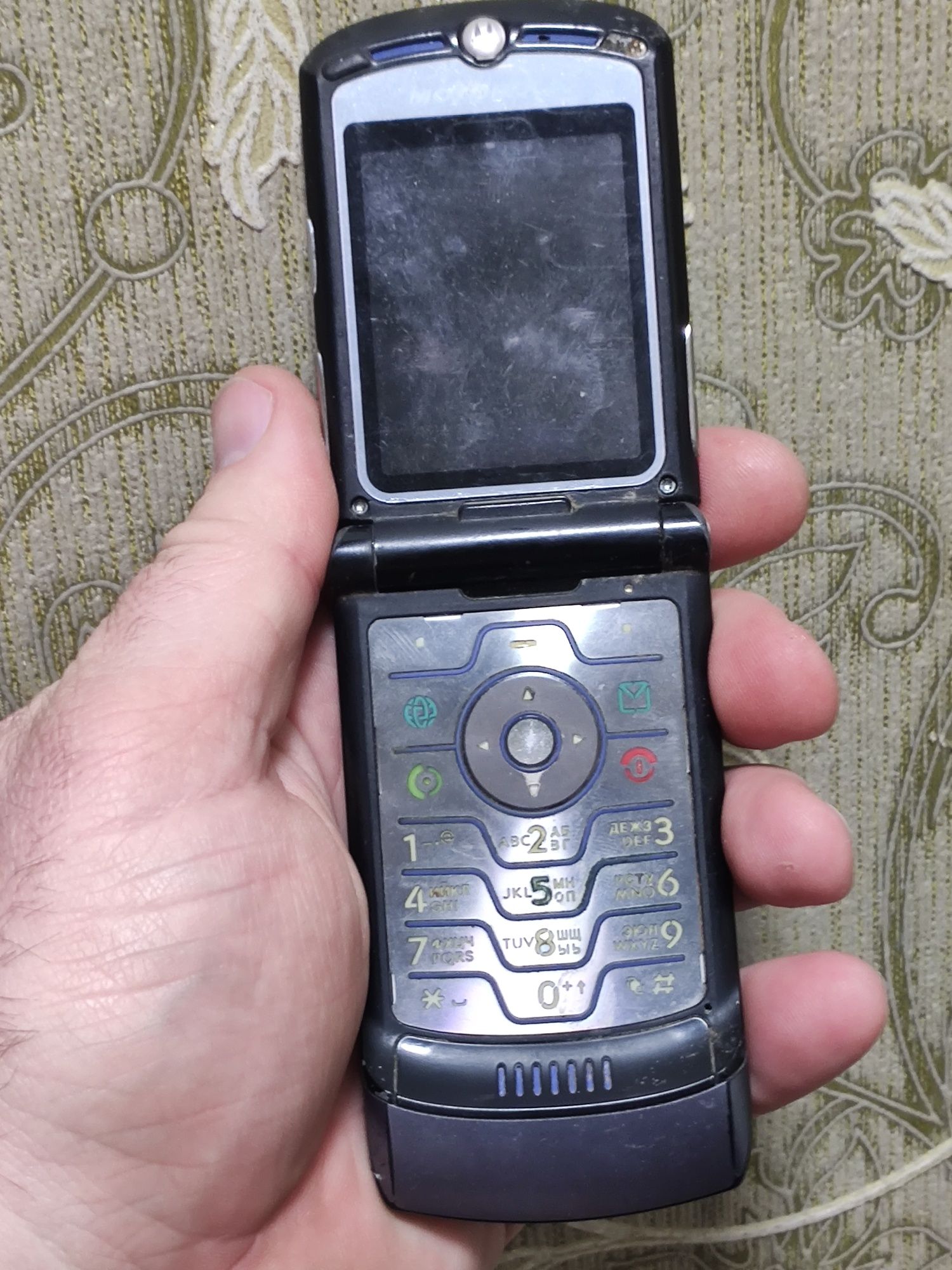 Продам Motorola rez