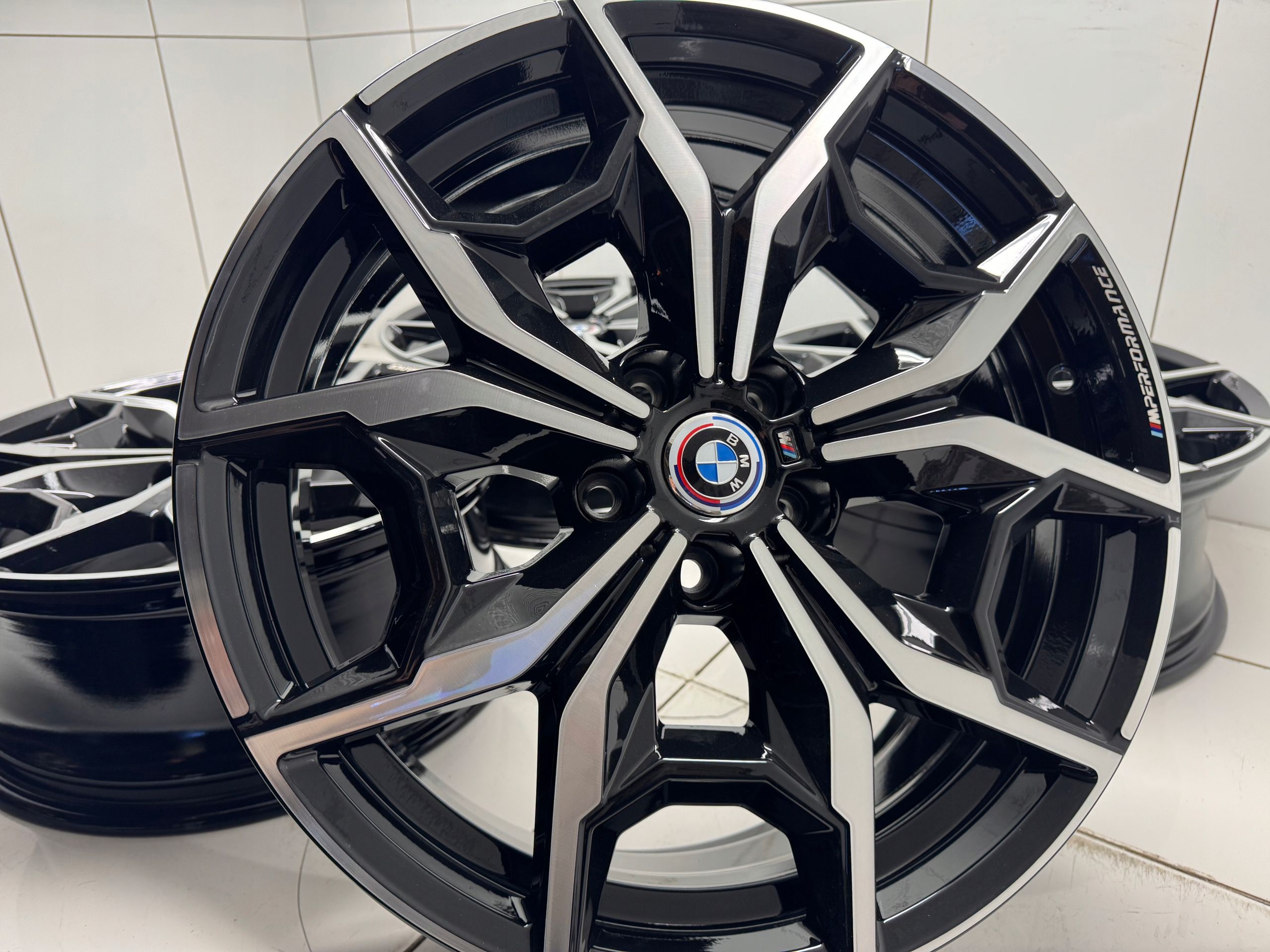 Felgi 19 BMW X3 G01 m Pakiet 7,5 ET32 Oem jak Nowe Idealne