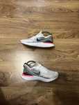 Кроссовки Nike Epic React Flyknit 2