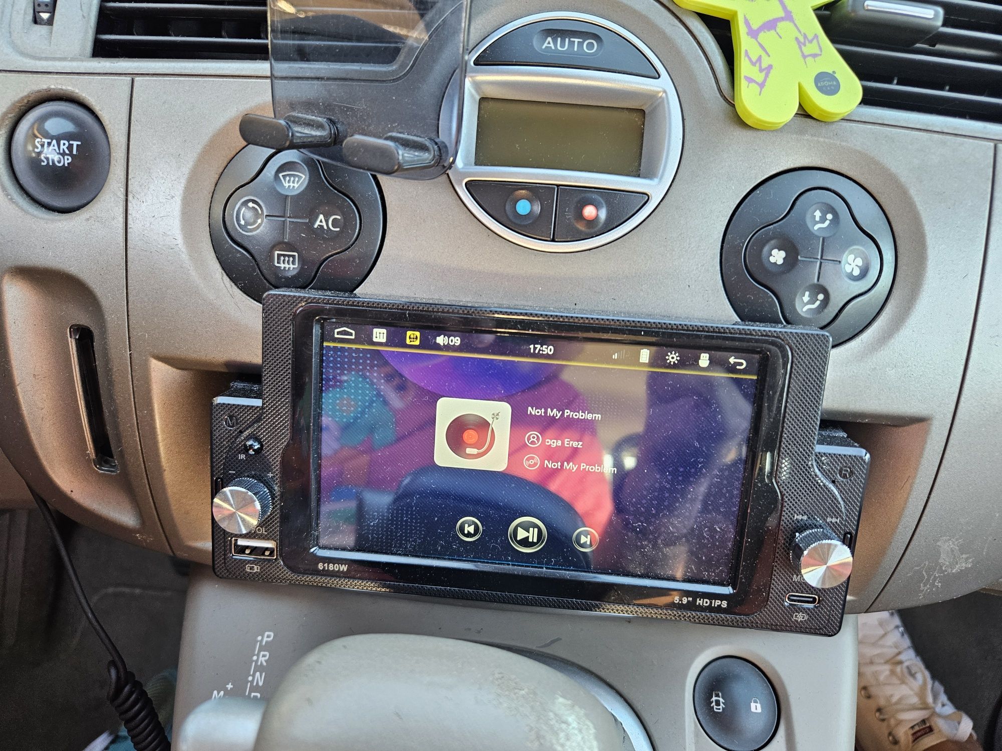 5,9" 1din магнітола з Android Auto та Apple Carplay
