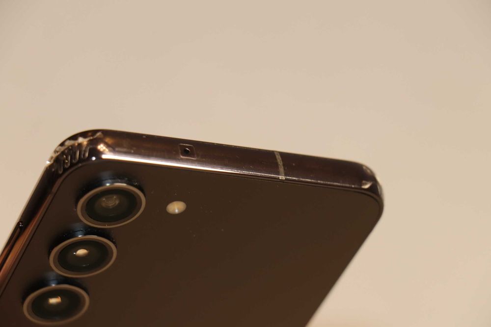 Samsung Galaxy S23 8/128GB Phantom Black S911B/DS! Сотояние НОВОГО!!