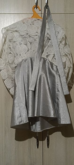 Плаття  на випускний, весілля.