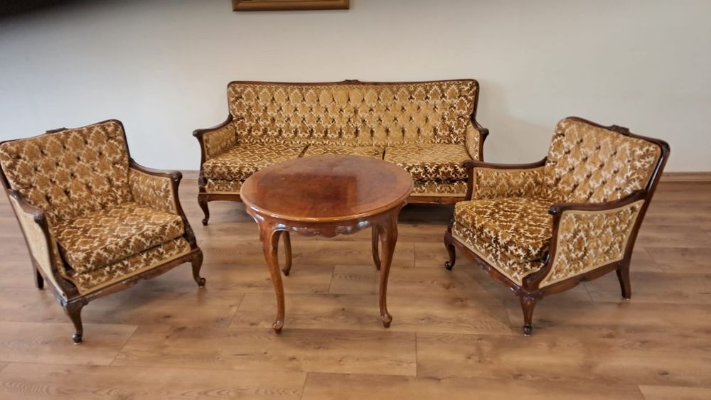 Komplet wypoczynkowy w stylu ludwikowskim