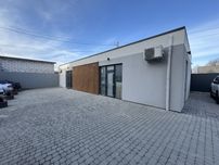 Продаж комерційного приміщення 45 м2 Пустомити