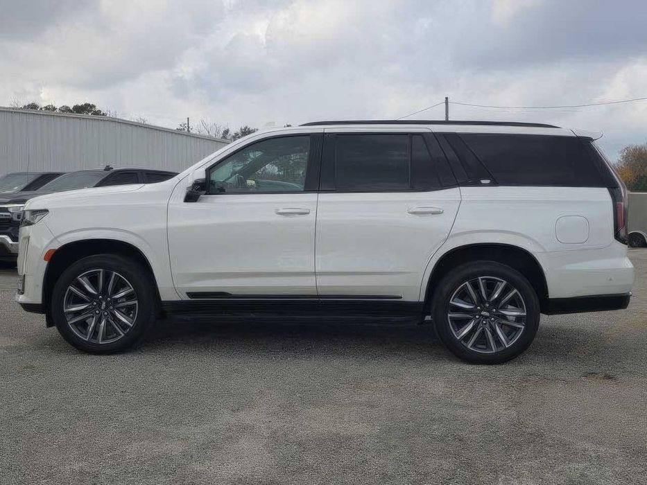 Cadillac Escalade      2021