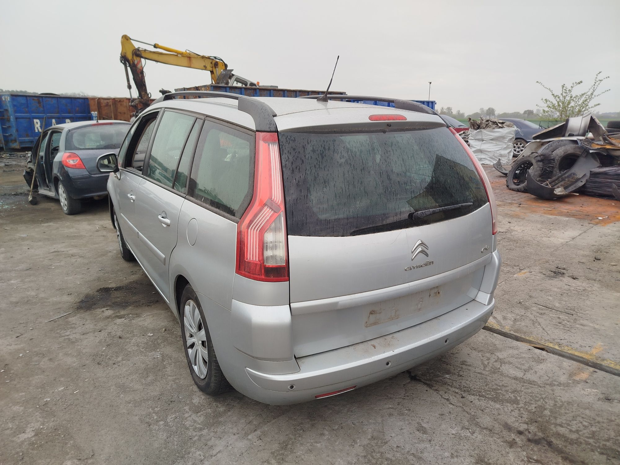 Citroen C4 Grand Picasso EZRC zderzak tył tylny stan bdb wysyłka
