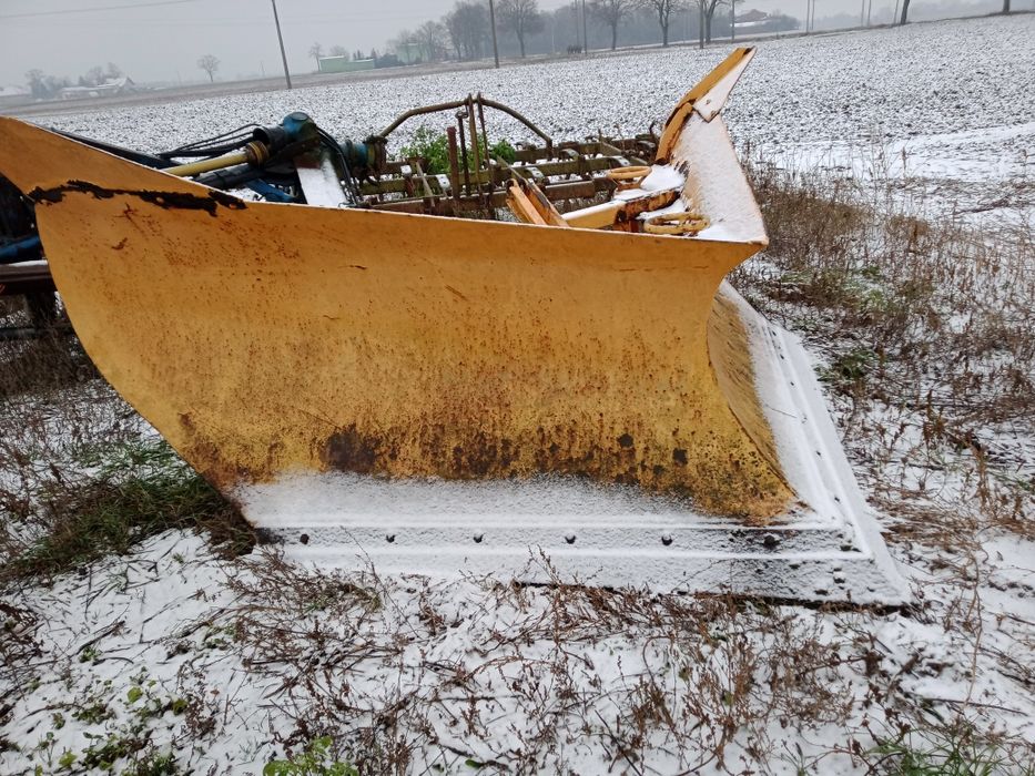 Pług do śniegu strzałka tuz